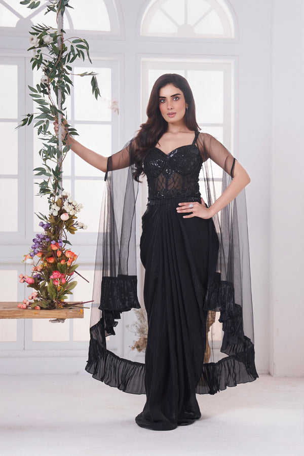 The Noir Ethereal Set